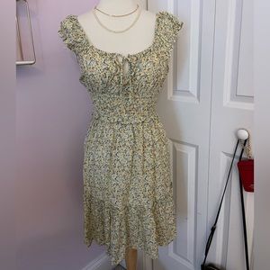 NEW w tags Wild Fable floral ruffle dress